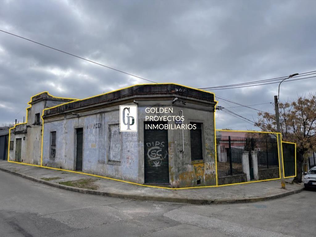 Casa en venta tres dormitorios y local comercial en Cerrito
