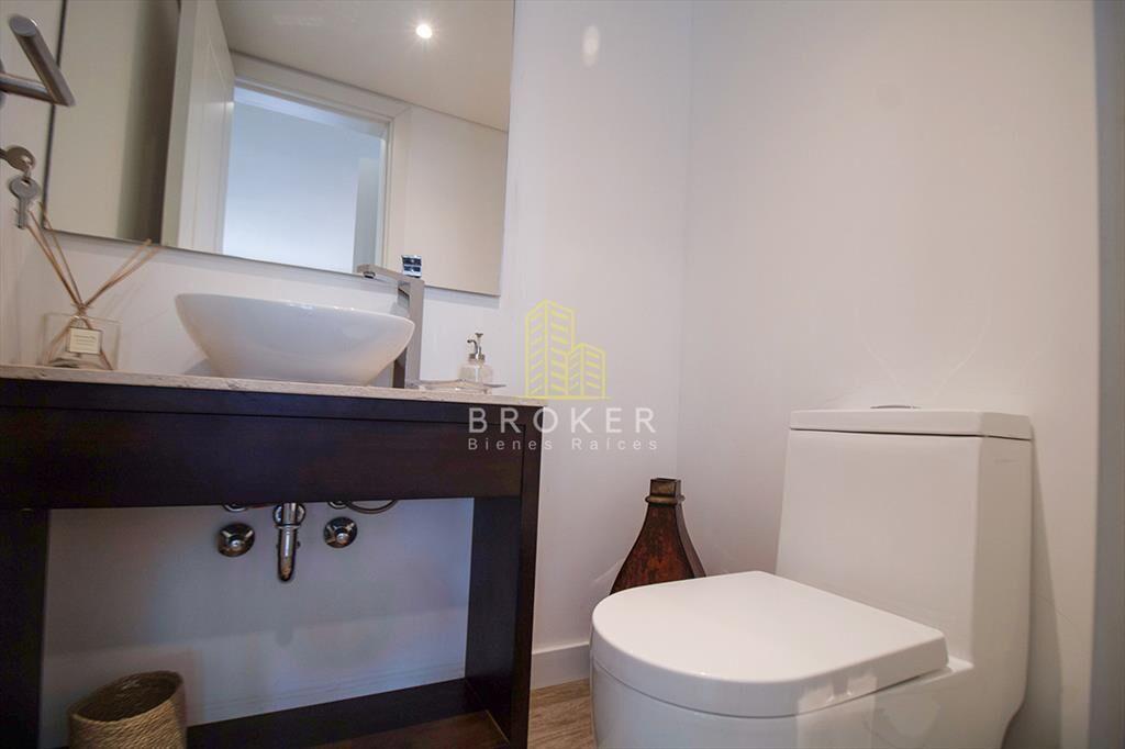 Venta de Penthouse duplex en edificio de alta a