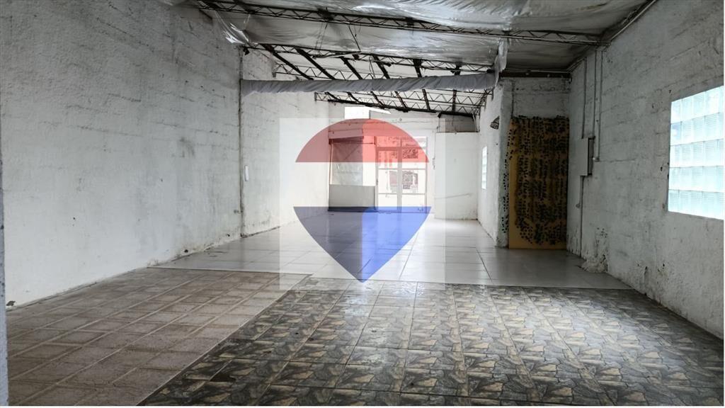 Alquiler Local 129 m² + Espacio Verde en Pando