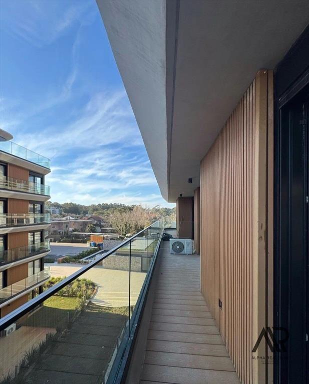 Apartamento en alquiler c/ cochera en Barra de Carrasco