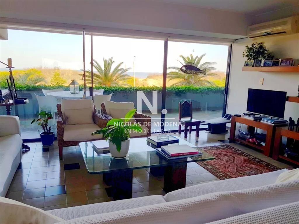 Departamento en Venta de 2 dormitorios y medio al
