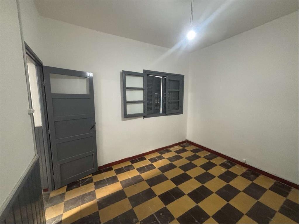 Alquiler apartamento de tres dormitorios en Colón.