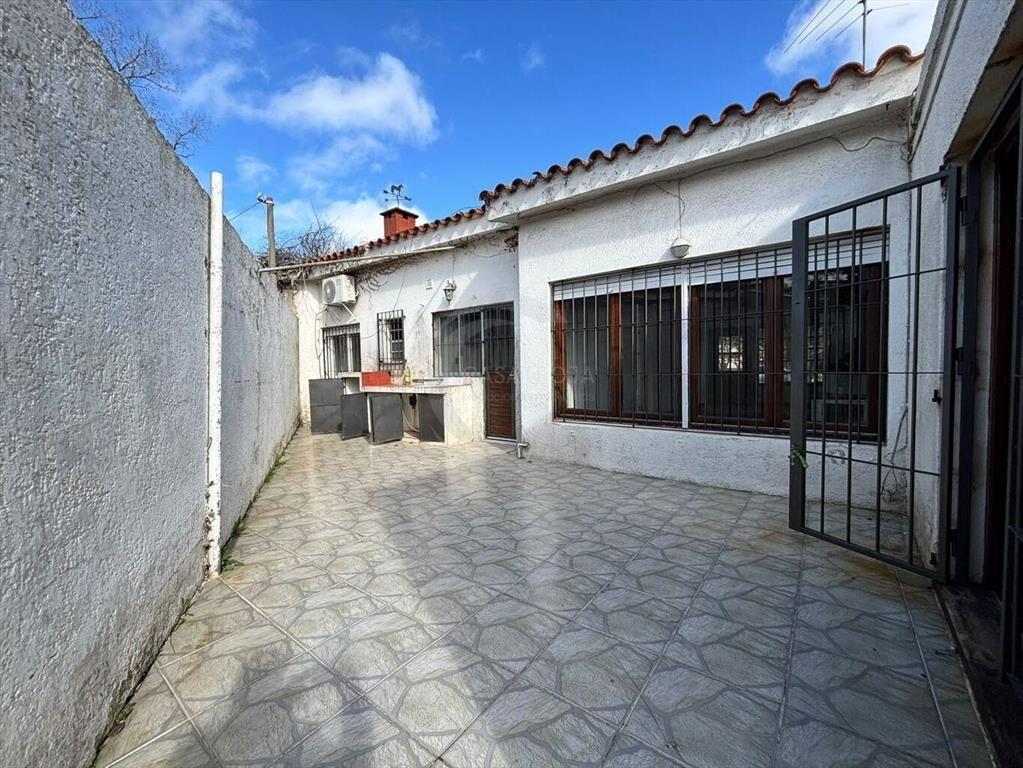 CASATROJA ALQUILER CASA EN CARRASCO