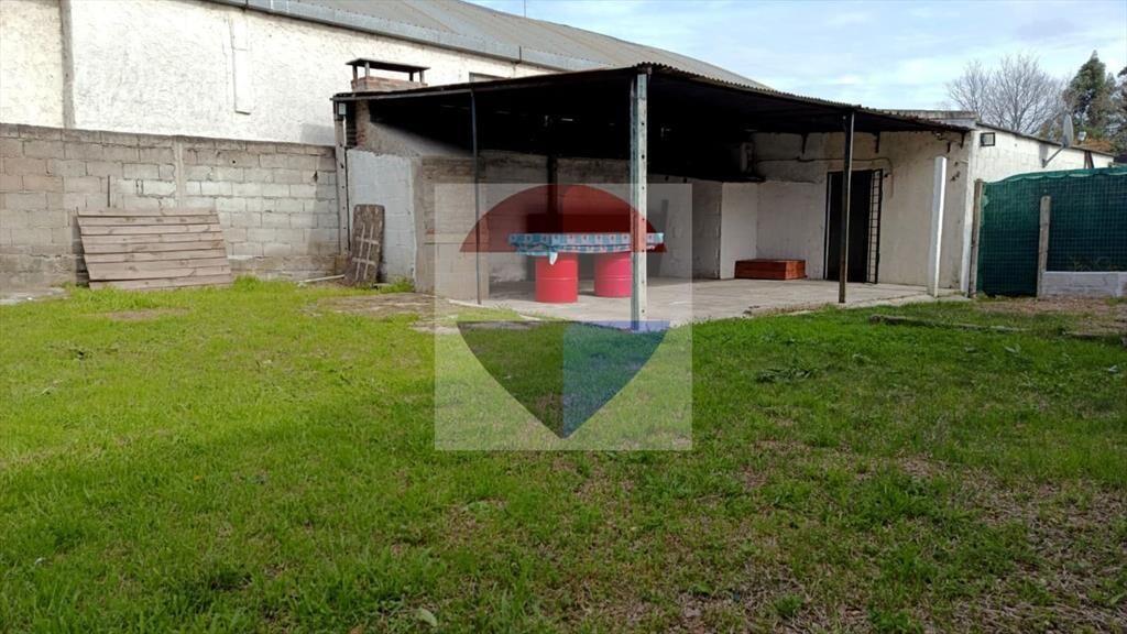 Alquiler Local 129 m² + Espacio Verde en Pando