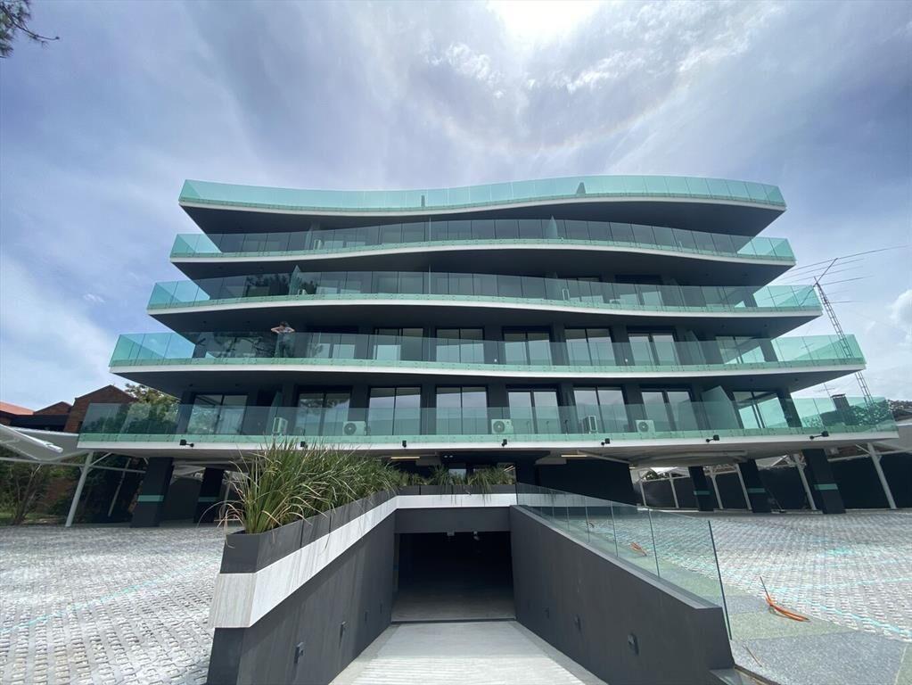 LOFT PISO ALTO SOBRE AV. DE LAS AMÉRICAS