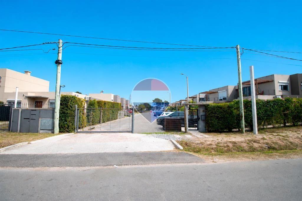 Venta en Aires de Lagomar Sur | PH 2 Dormitorios