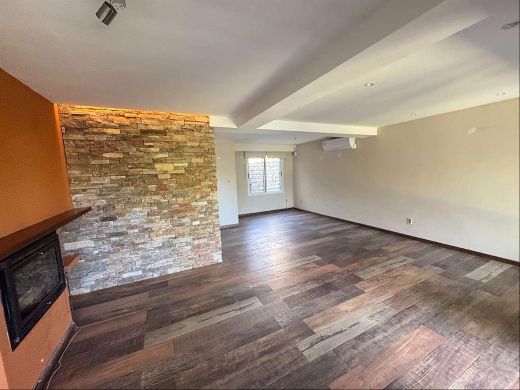 Casa en Punta Gorda, 3 dormitorios, cochera, Excelente esta