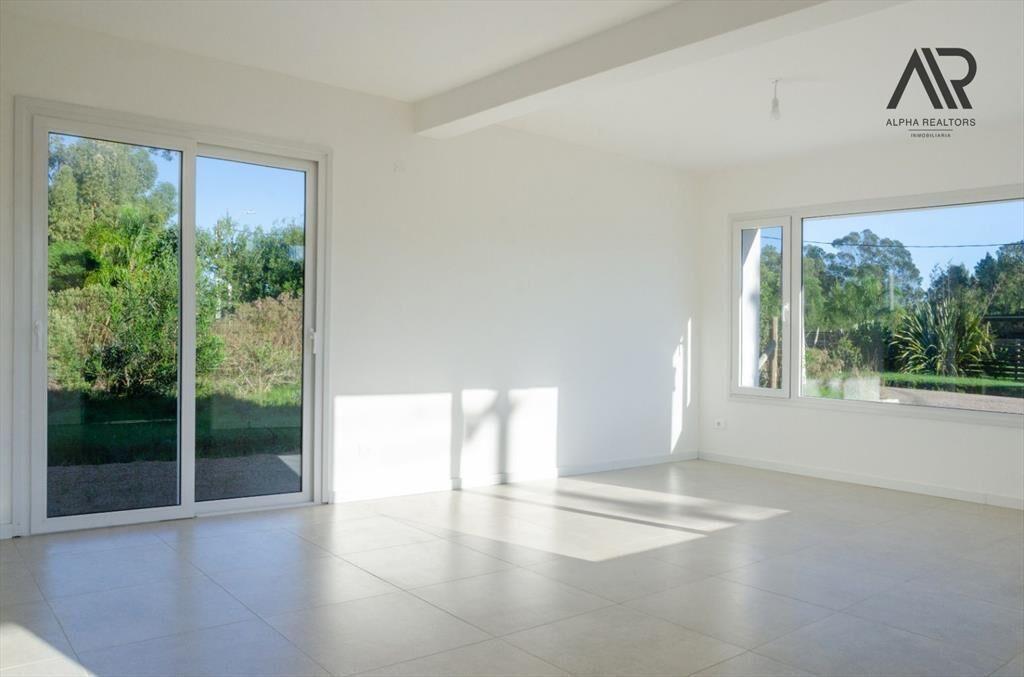 Casa en venta c/ cochera en Punta Negra