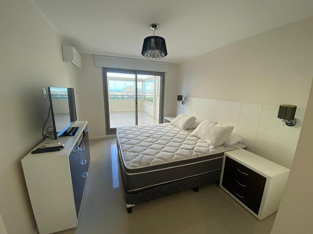 Punta del Este, apartamento full amenities 2 dormitorios. I