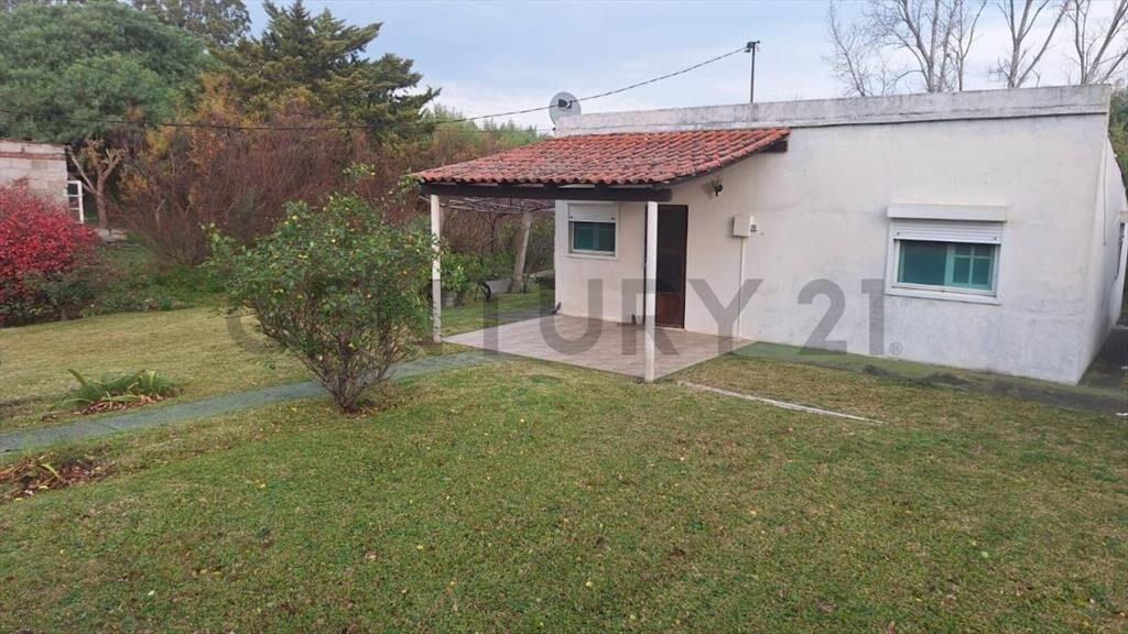 Casa con 913 m en Estación Las Flores Maldonado excelente...