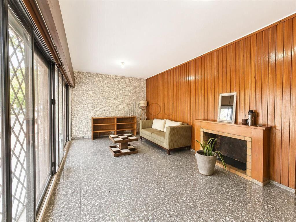 Venta casa 4 dormitorios y 2 garages en Centro de Dolores S