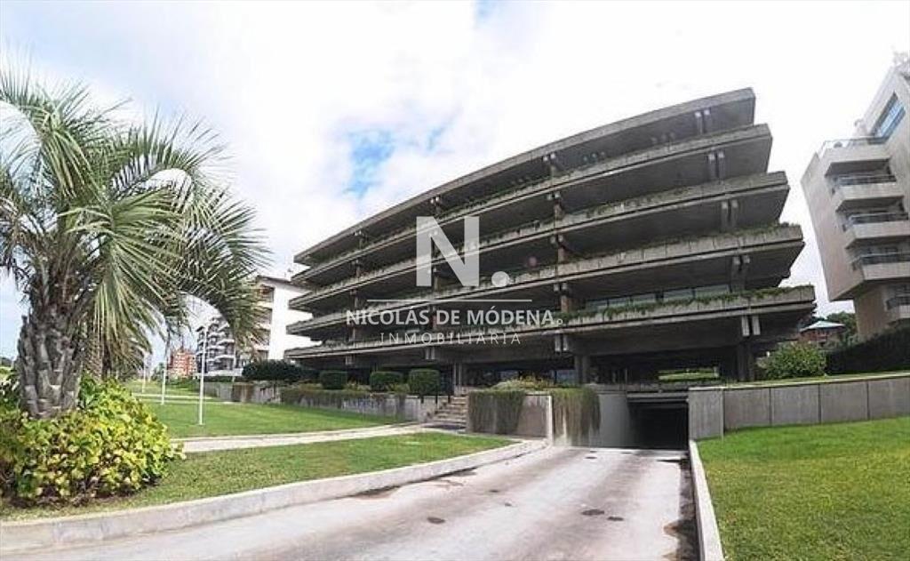 Departamento en Venta de 2 dormitorios y medio al