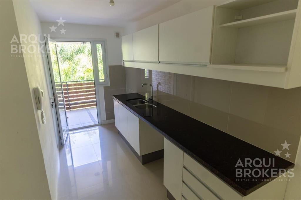 Apartamento de dos dormitorios en alquiler en Haras del Lag