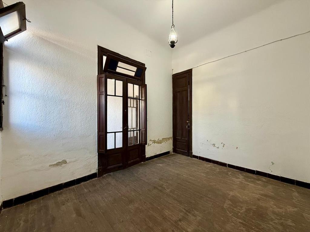 VENTA DE CASA 4 DORM Y LOCAL EN GOES