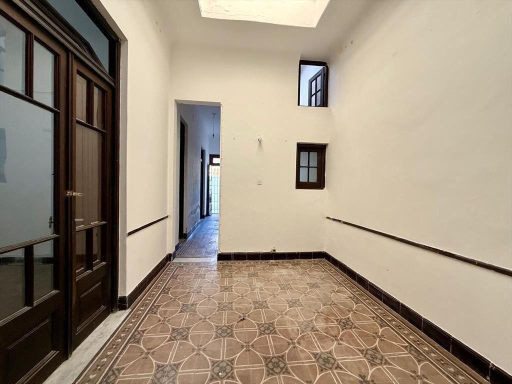 VENTA DE CASA 4 DORM Y LOCAL EN GOES