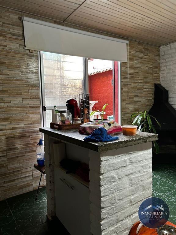 Venta 3 Casas con Renta y Cochera en Jardines del Hipódromo
