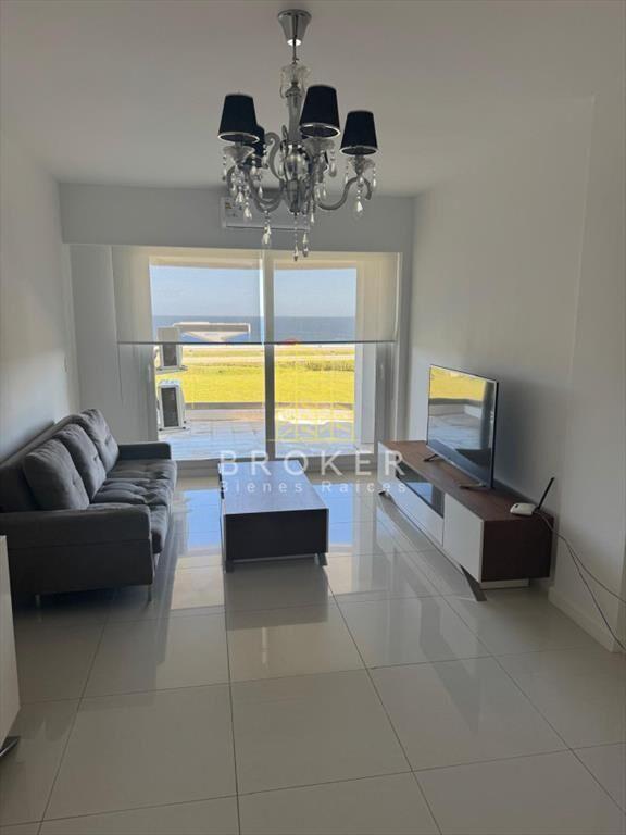 Venta y Alquiler Anual Apartamento Punta del Este