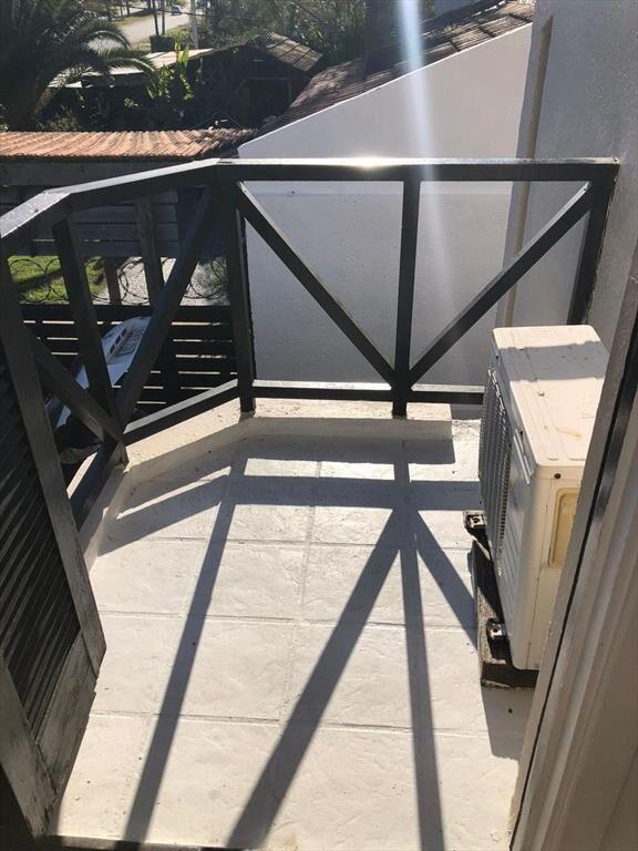 Casa en venta 3 dormitorios, 2 baños, Piscina, Lagomar sur