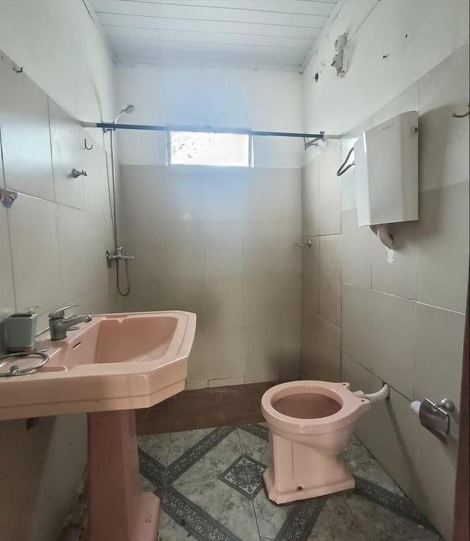 Venta de Dos casas en un mismo padrón en San José