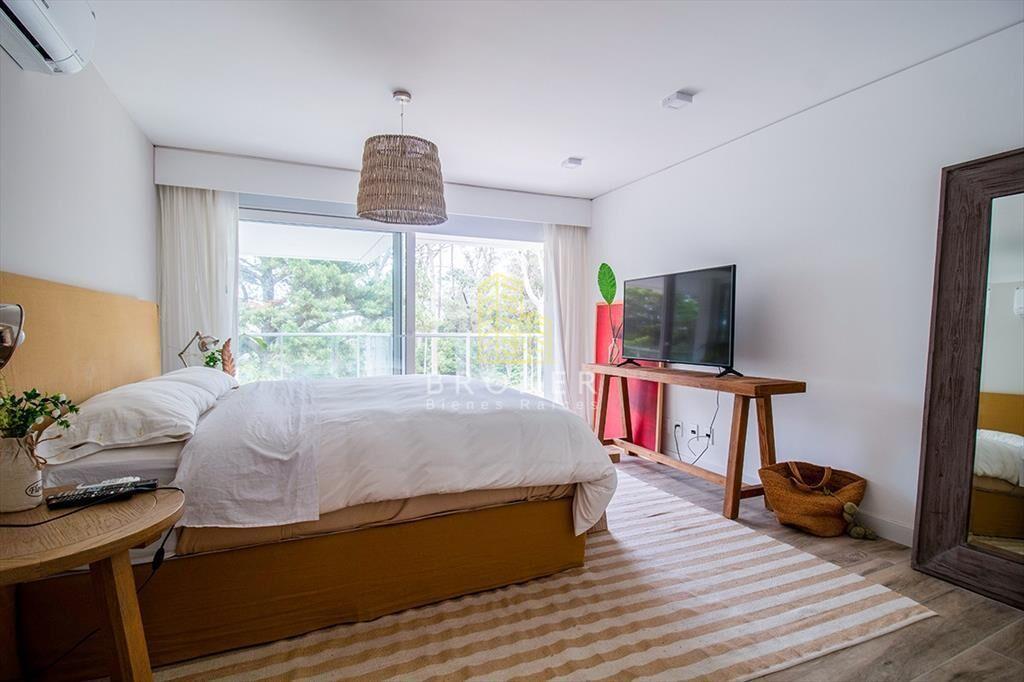 Venta de Penthouse duplex en edificio de alta a