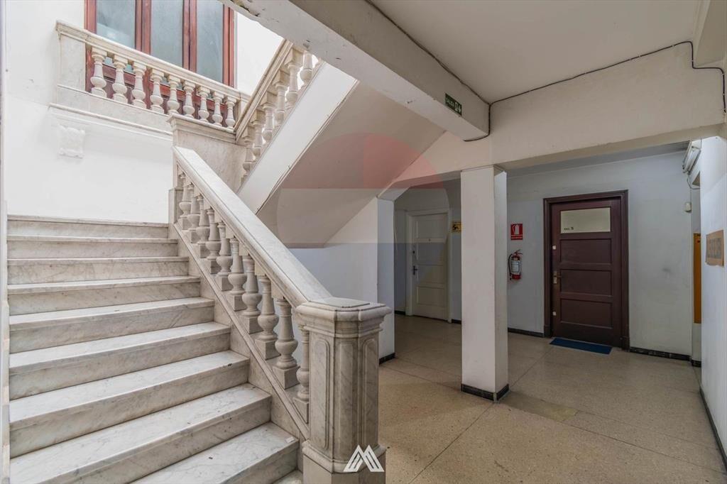VENTA-oficina/estudio-CIUDAD VIEJA