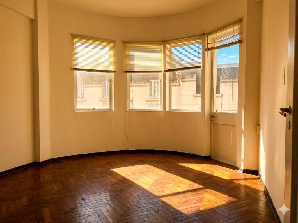 Luminoso apartamento en una excelente ubicación