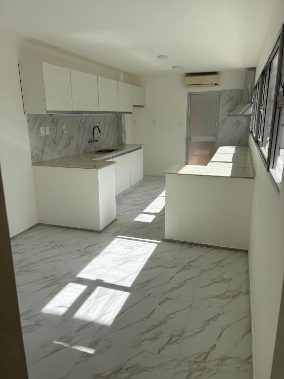 ALQUILO APARTAMENTO,3 Dorm,3 Ban, Servicio A METROS DEL MAR!