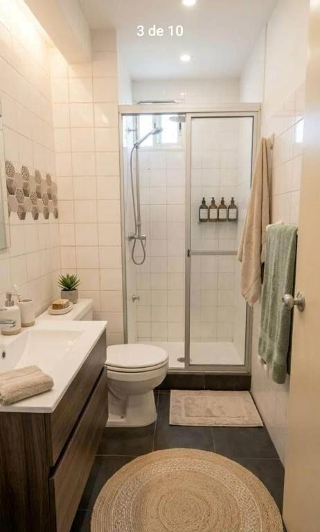 Venta con Renta, complejo Euskalerria 71, impecable