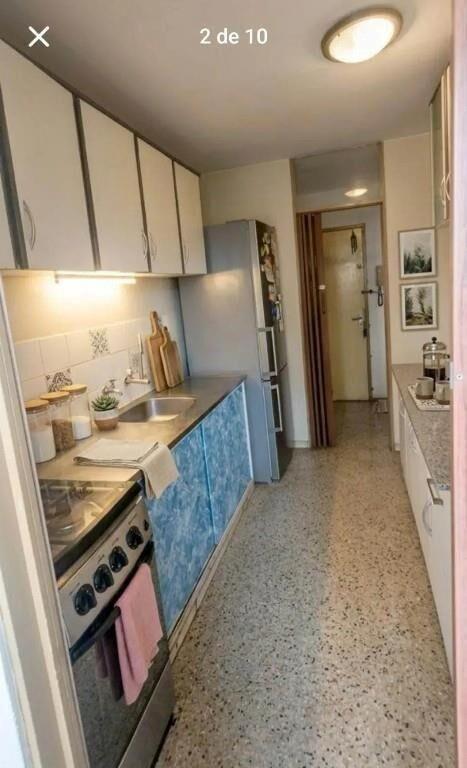 Venta con Renta, complejo Euskalerria 71, impecable