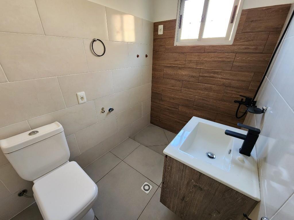 CASA + APARTAMENTO PRÓXIMA AL COSTA URBANA SHOPPING!!