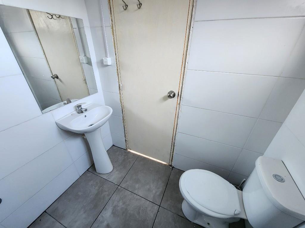 CASA + APARTAMENTO PRÓXIMA AL COSTA URBANA SHOPPING!!