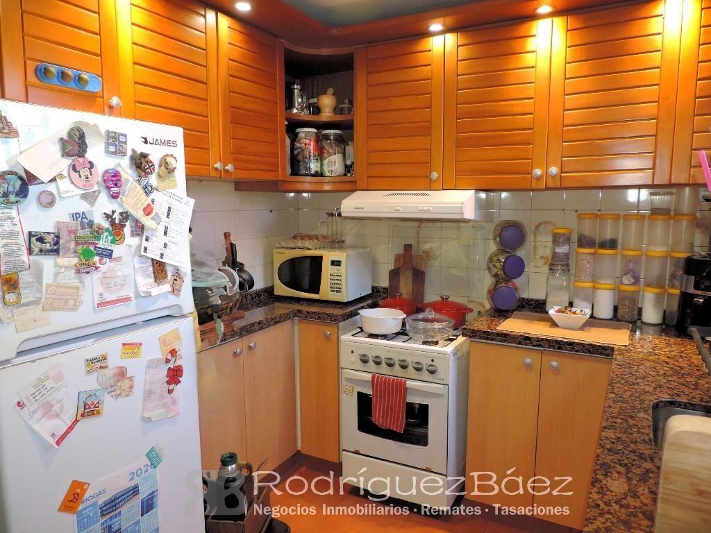 VENTA APARTAMENTO 2 DORMITORIOS TERRAZA CON PARRILLERO