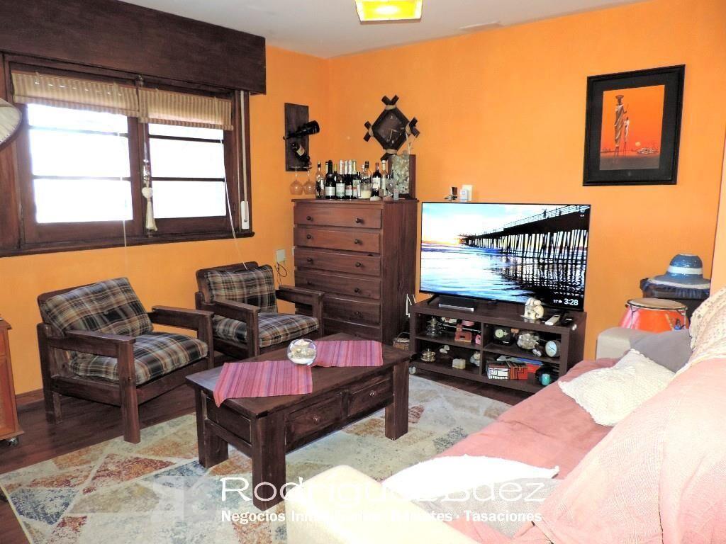 VENTA APARTAMENTO 2 DORMITORIOS TERRAZA CON PARRILLERO