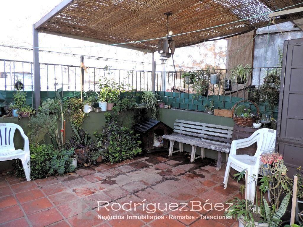 VENTA APARTAMENTO 2 DORMITORIOS TERRAZA CON PARRILLERO