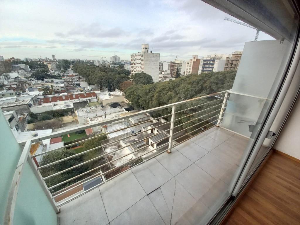 Alquilo Monoambiente con Amplia Terraza, Vista despejada