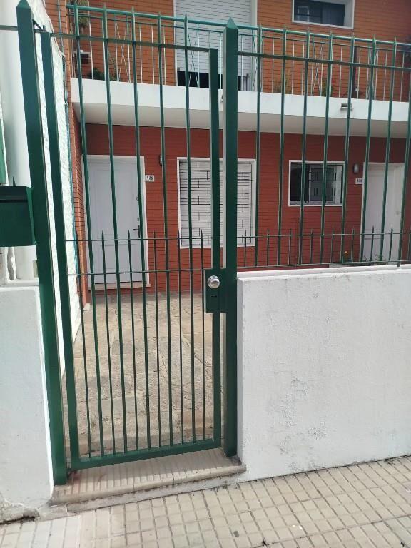 Se Alquila Apto Tipo Casa La Unión Planta Baja Sin Gastos