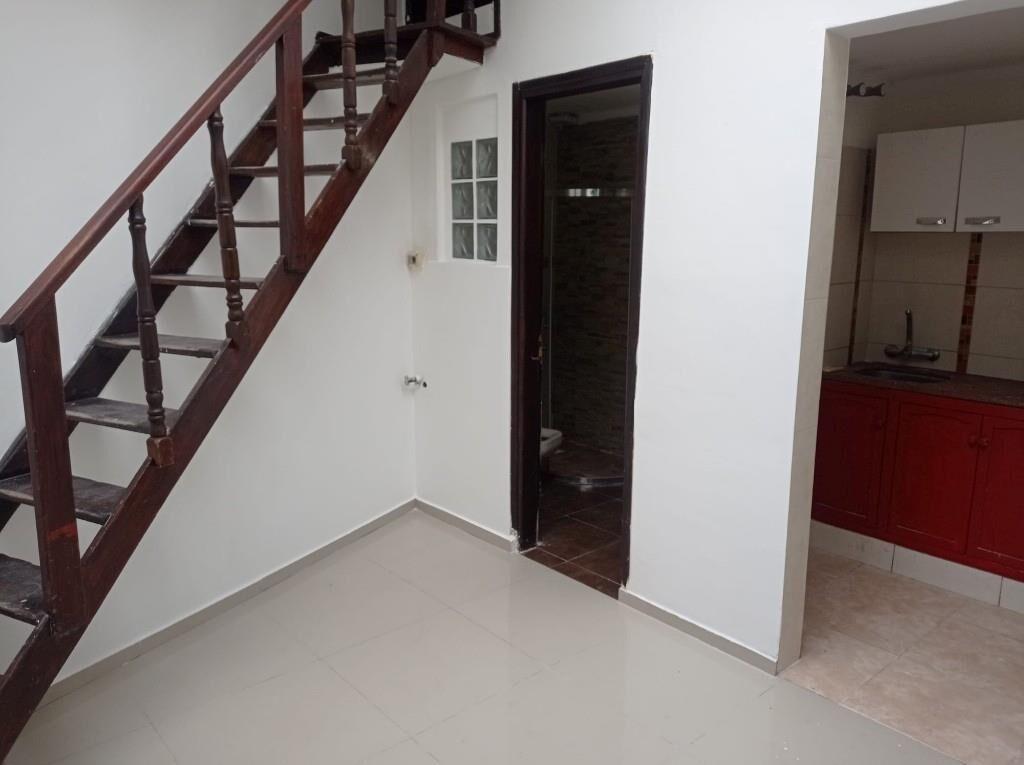 IMPERIAL VENDE.... APTO P.BAJA 2 DORM Y TERRAZA C/PARRILLERO