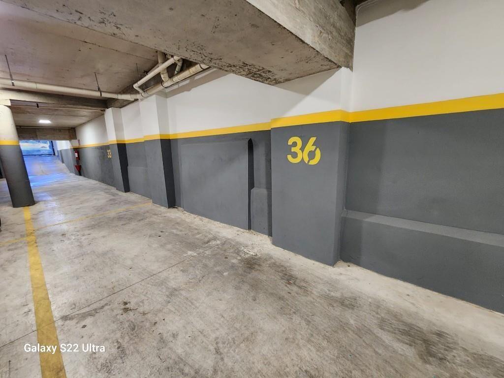 A estrenar c/garaje amplio, muy bajos GC, amenities