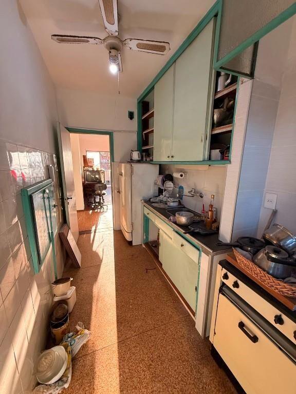 muy lindo apartamento 2 dormitorios sobre Av Libertador