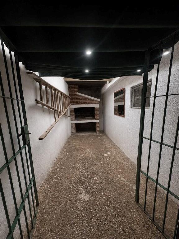 CASA 3 DORMITORIOS PH INDEPENDIENTE SOBRE AVENIDA SAN MARTÍN