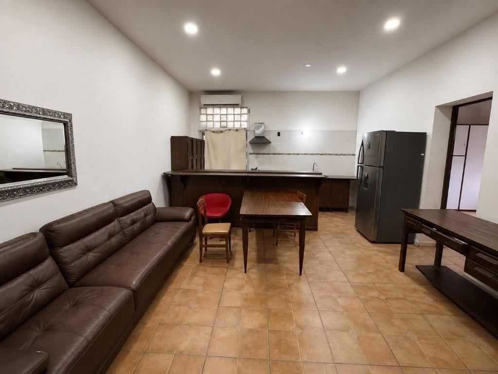CASA 3 DORMITORIOS PH INDEPENDIENTE SOBRE AVENIDA SAN MARTÍN