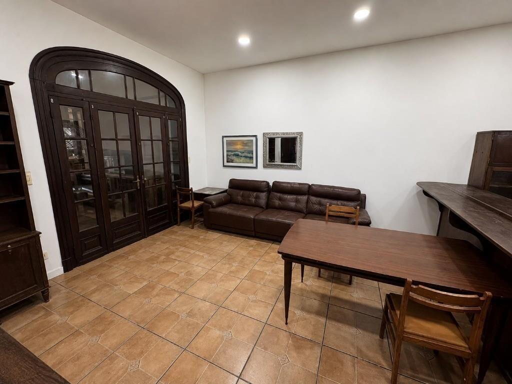 CASA 3 DORMITORIOS PH INDEPENDIENTE SOBRE AVENIDA SAN MARTÍN