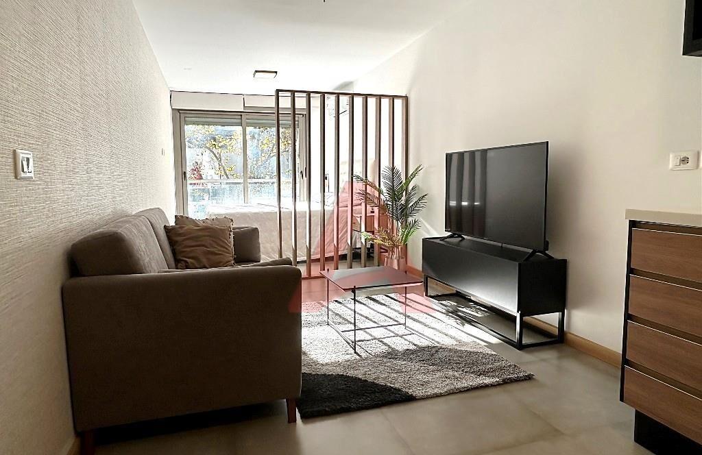 POCITOS PRÓXIMO AL MAR - ALQUILER MONOAMBIENTE CON MUEBLES.