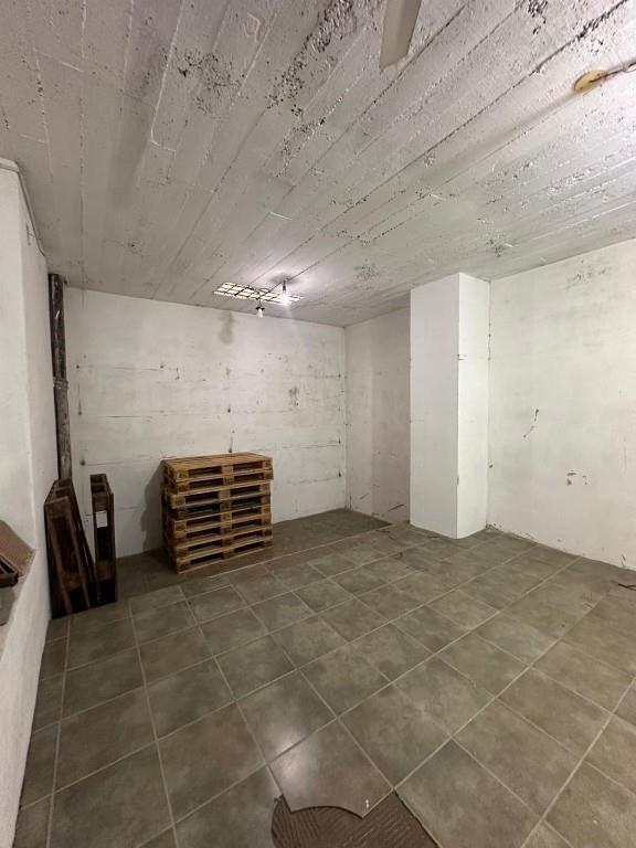 Local comercial y depósito  a la venta en Barrio Reus