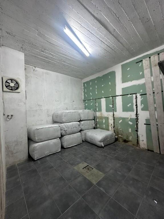 Local comercial y depósito  a la venta en Barrio Reus