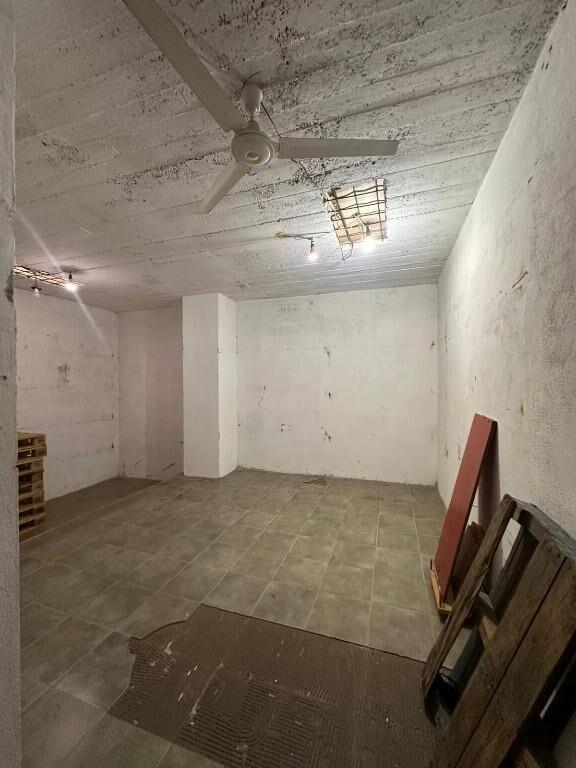 Local comercial y depósito  a la venta en Barrio Reus