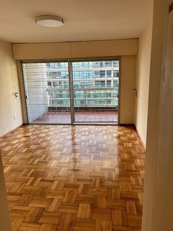 ALQUILO PARA OFICNA ,3 Dorm,3 Ban Y Servicio Cerca Del Mar!