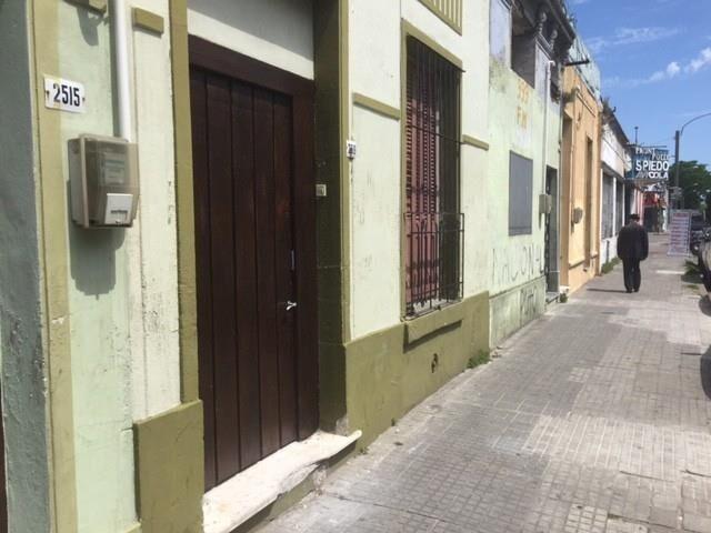 DUEÑO ALQUILA  CASA EN LA UNION , FELIX LABORDE Y  8 DE OCTU