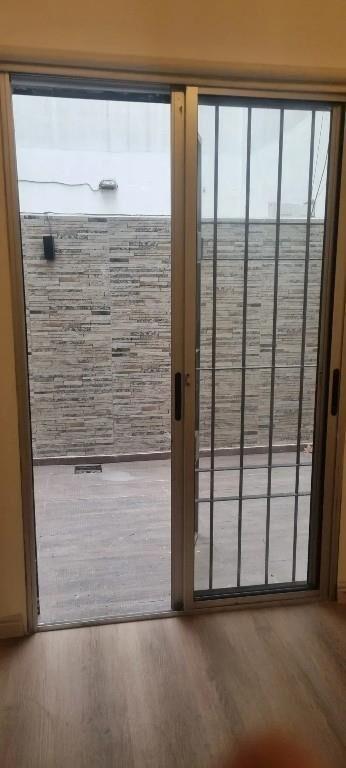 Gran ubicación, gastos bajos $2600, 1 dorm con patio propio