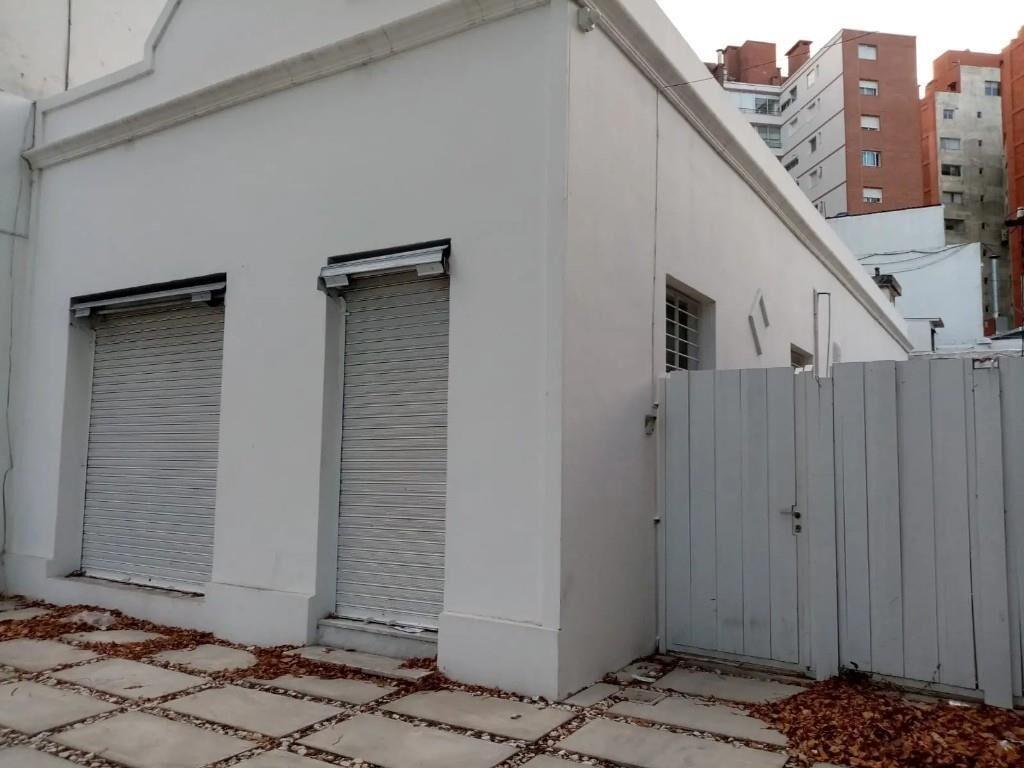 Oficina o Local de 100 m2 a metros del Punta Carretas Shoppi